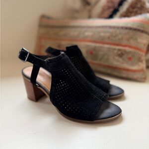 Franco Sarto Harlet 2 Black Suede Block Heel Sandal - 6.5